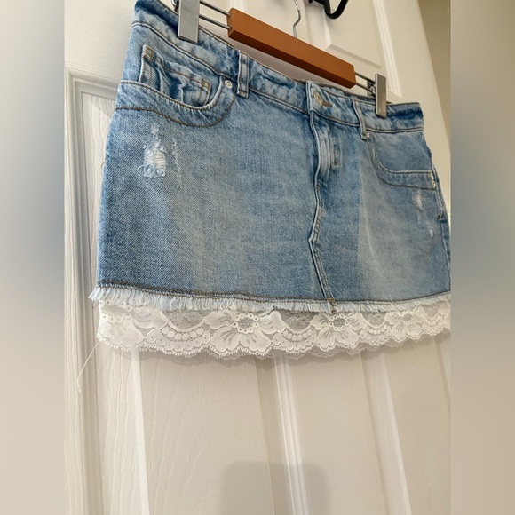 BDG skirt Urban Outfitters NWOT Brynne low rise denim lace trim size small - Picture 2 of 9